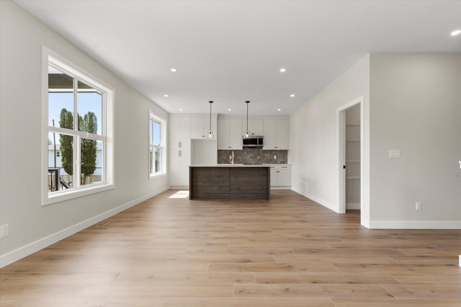 1 46058 Bonny Avenue|Chilliwack Proper East, Chilliwack, BC - Indoor