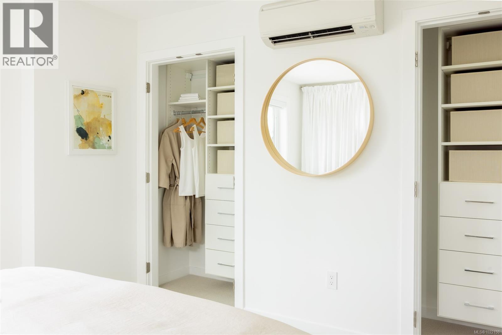 *Different floorplan, similar finishings - Th9 3450 Whittier Ave, Saanich, BC - Indoor Photo Showing Other Room