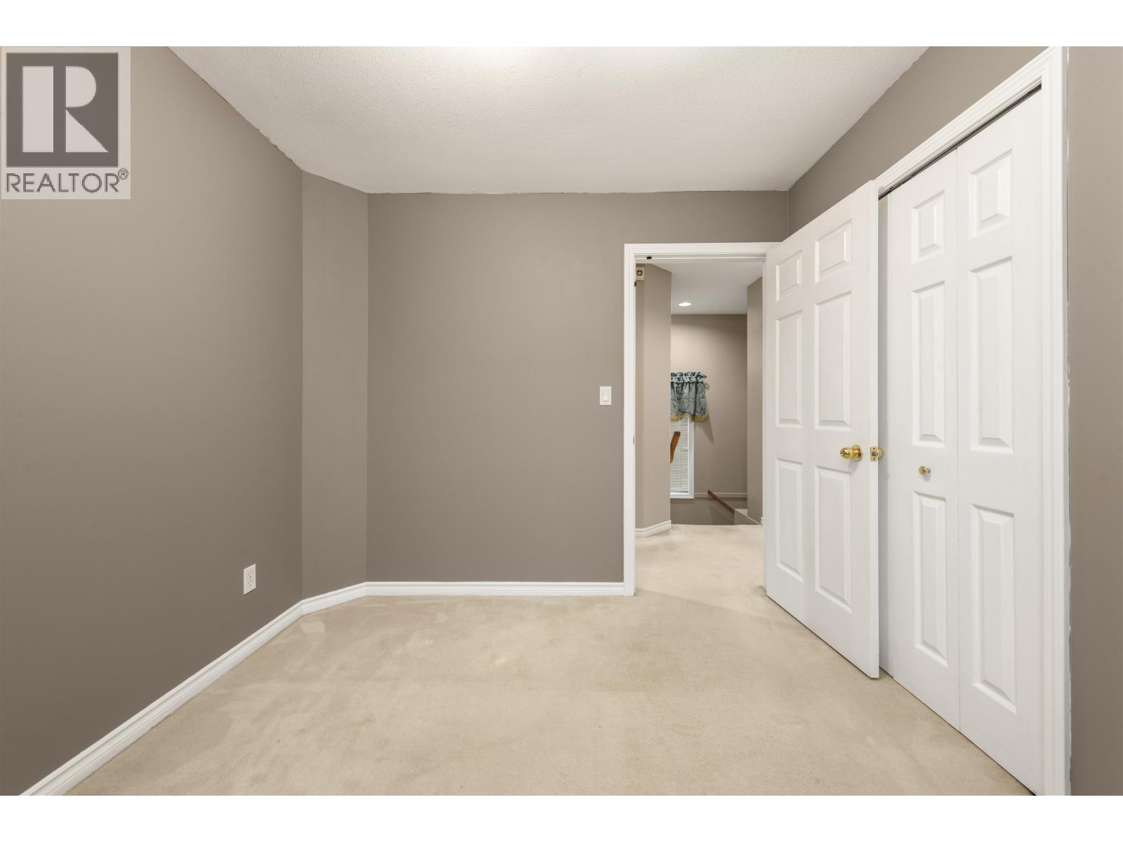 10231 Cambie Road, Richmond, BC - Indoor Photo Showing Other Room
