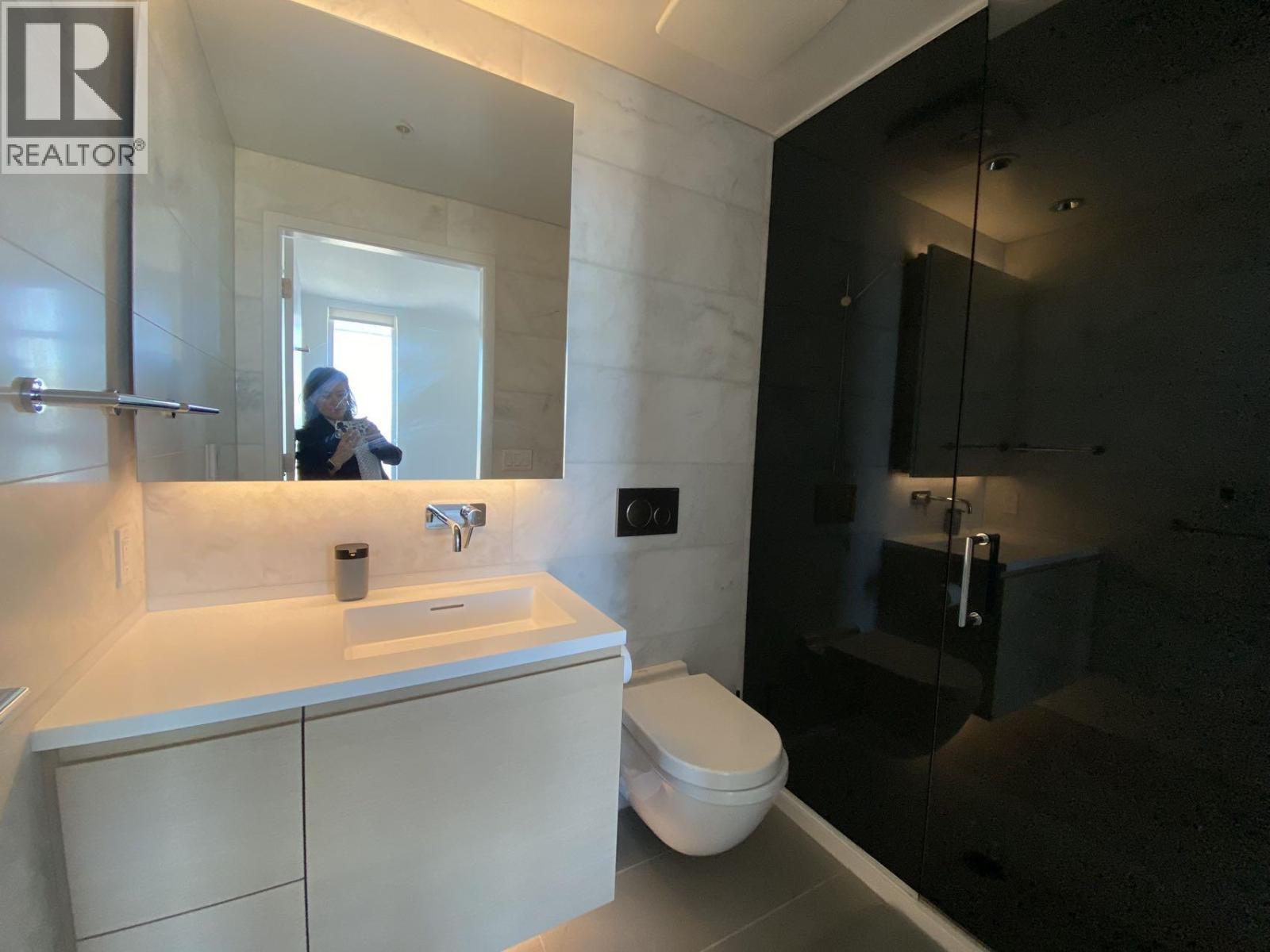 3901 1289 Hornby Street, Vancouver, BC - Indoor Photo Showing Bathroom