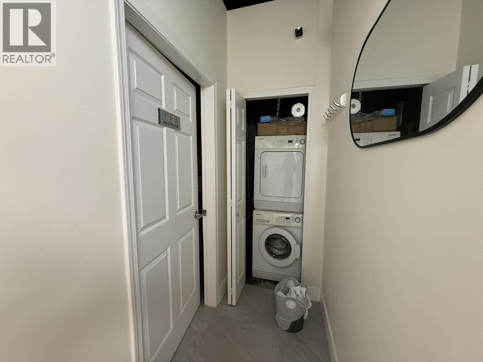 3558 Fraser Street, Vancouver, BC