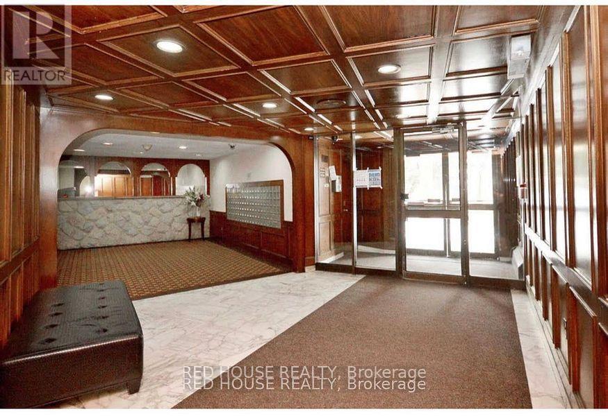 801 - Room 2 - 3555 Derry Road, Mississauga, ON - Indoor Photo Showing Other Room