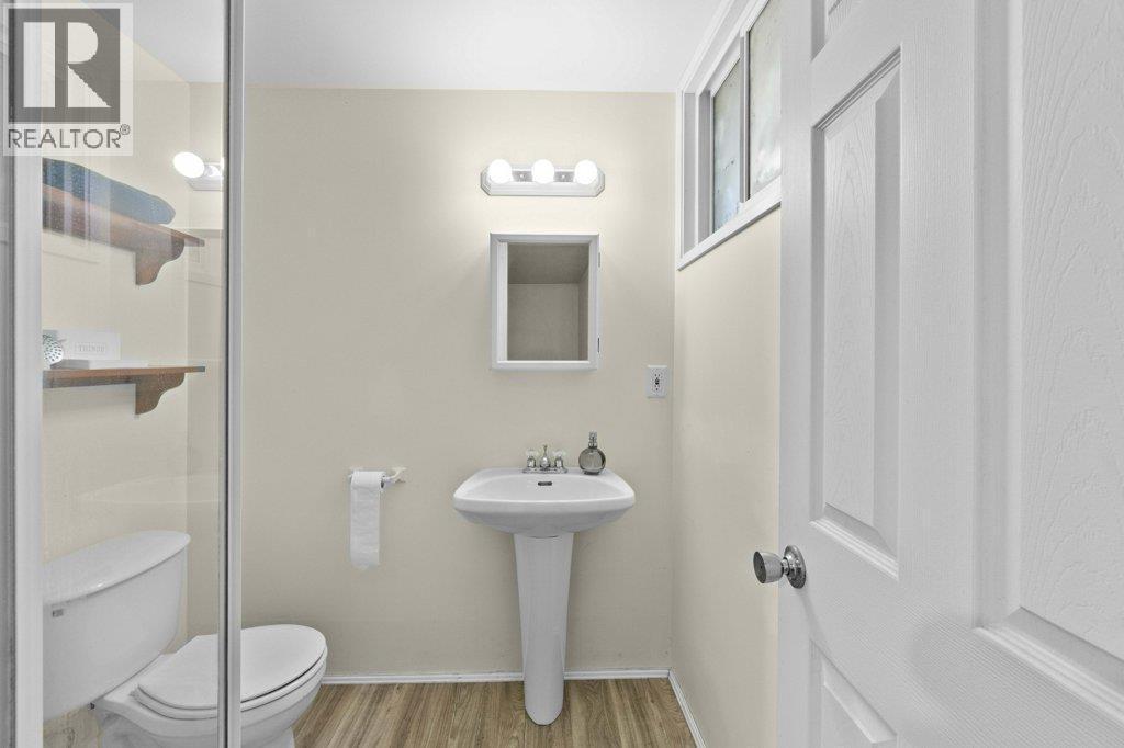 Downstairs washroom - 1210 Trans Canada Highway Highway Ne Lot# 1, Salmon Arm, BC - Indoor Photo Showing Bathroom