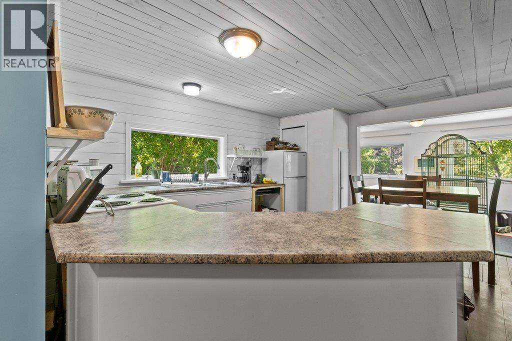 carriage home - 1210 Trans Canada Highway Highway Ne Lot# 1, Salmon Arm, BC - Indoor Photo Showing Kitchen