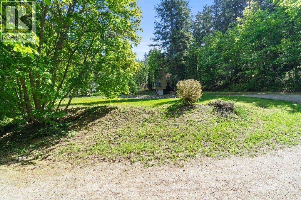 1210 Trans Canada Highway Highway Ne Lot# 1, Salmon Arm, BC - Outdoor
