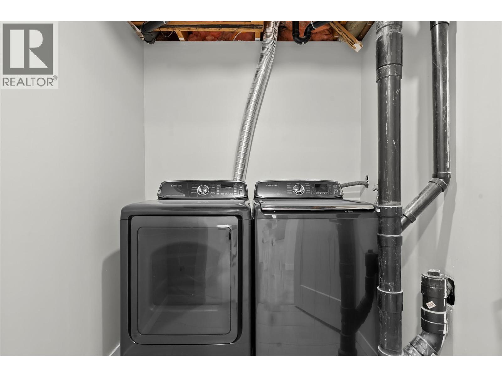 2022 Eagle Bay Road, Blind Bay, BC - Indoor Photo Showing Laundry Room