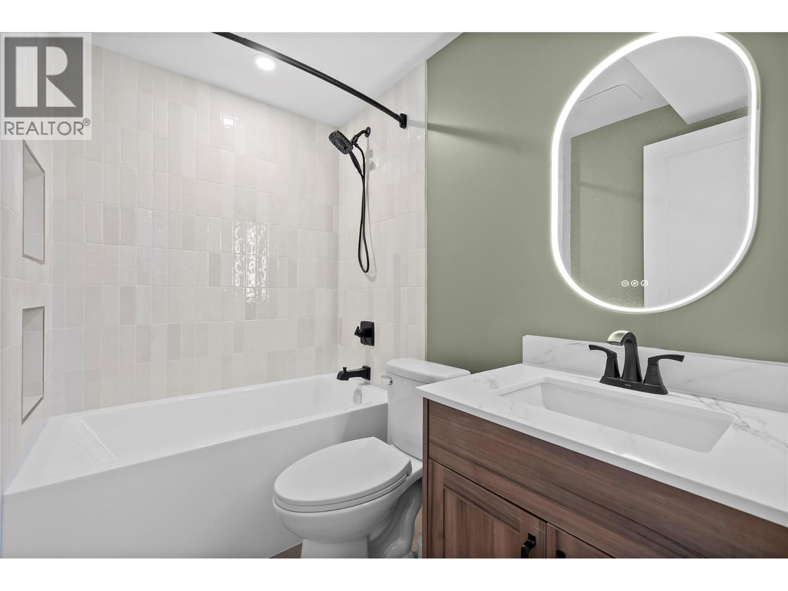 2022 Eagle Bay Road, Blind Bay, BC - Indoor Photo Showing Bathroom