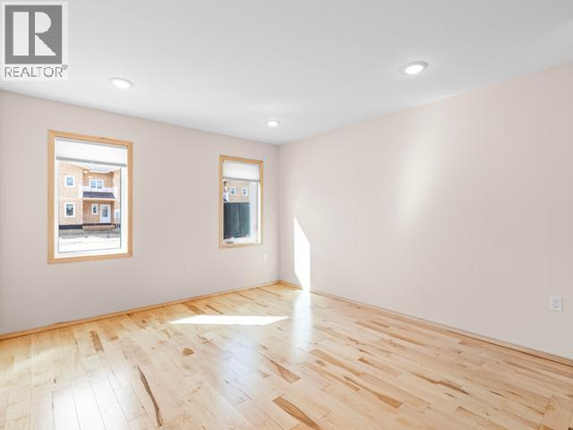 41 Wyvern Avenue, Whitehorse, YT - Indoor Photo Showing Other Room