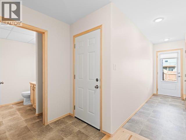 41 Wyvern Avenue, Whitehorse, YT - Indoor