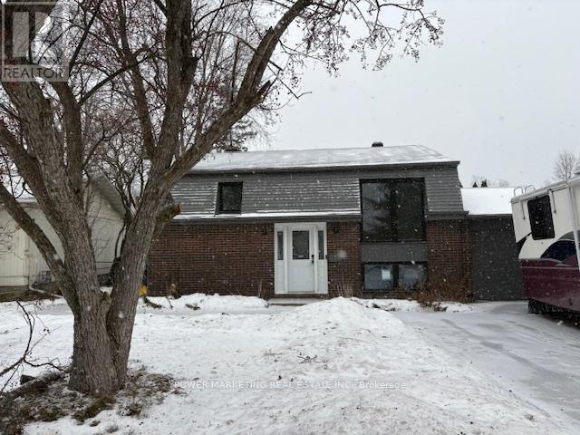 A - 1052 Cadboro Road, Ottawa, ON - Outdoor