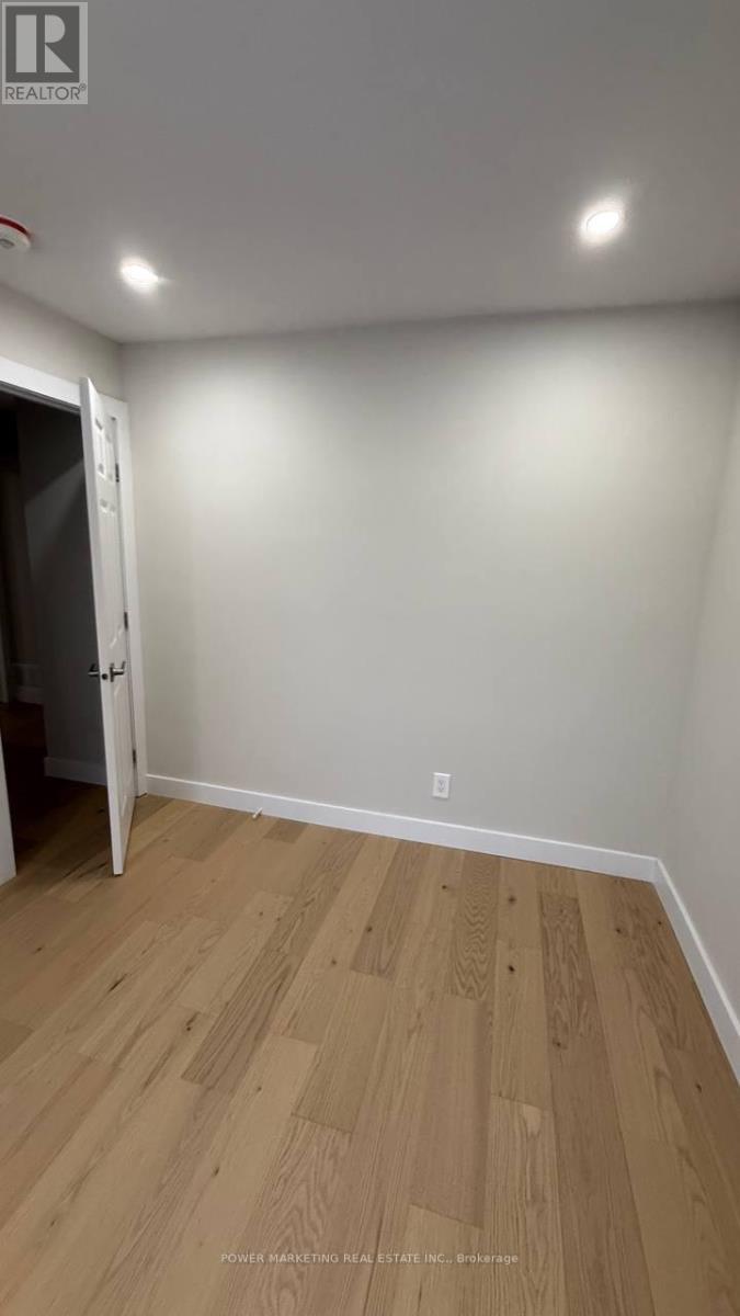 A - 1052 Cadboro Road, Ottawa, ON - Indoor Photo Showing Other Room