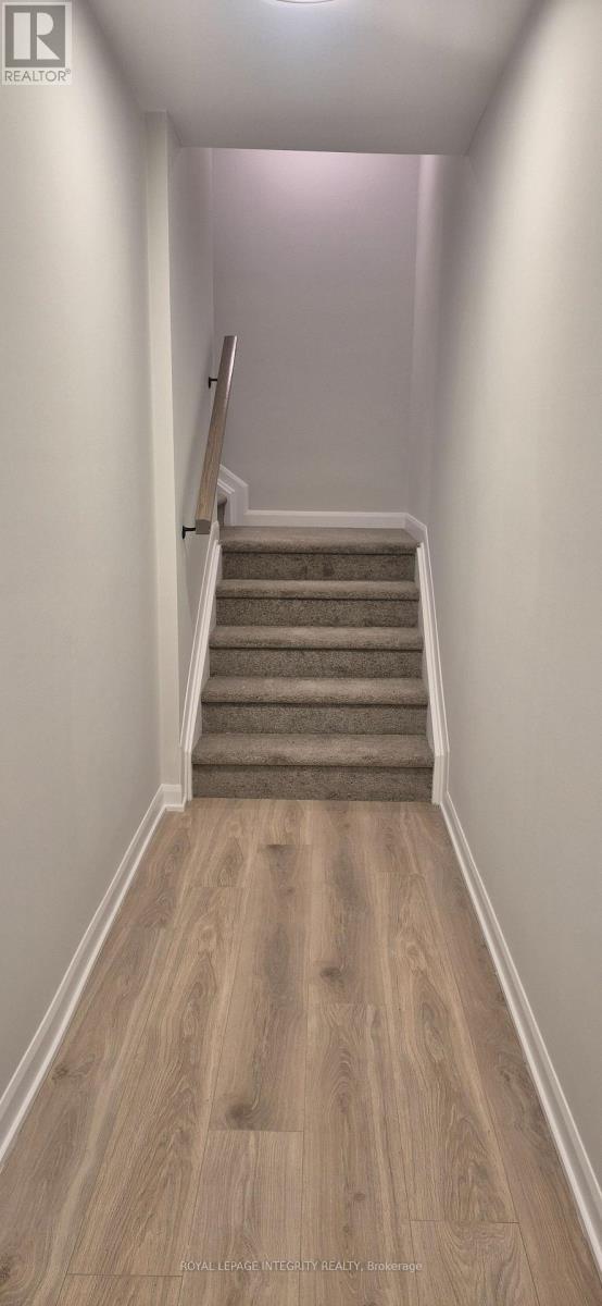 10 - 401 Glenroy Gilbert Drive, Ottawa, ON - Indoor Photo Showing Other Room