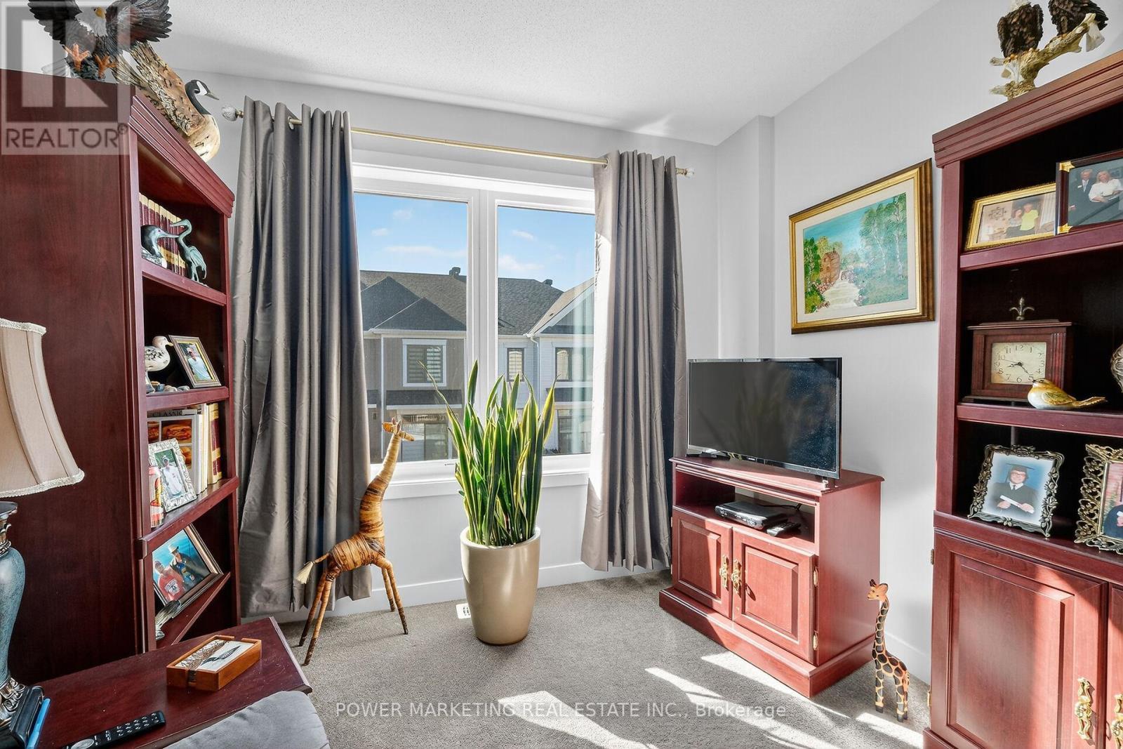 715 Hydrus Private, Ottawa, ON - Indoor