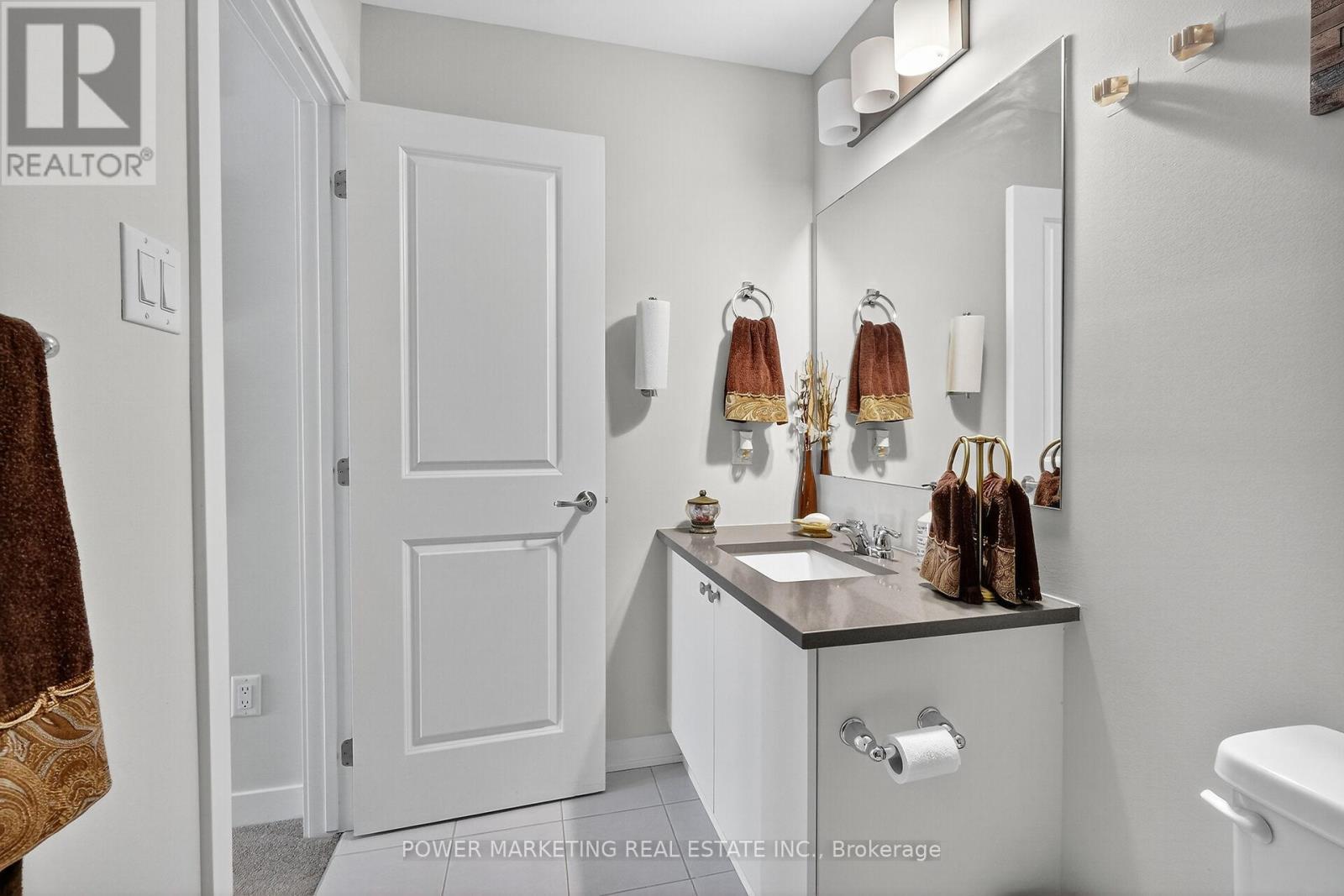 715 Hydrus Private, Ottawa, ON - Indoor Photo Showing Bathroom