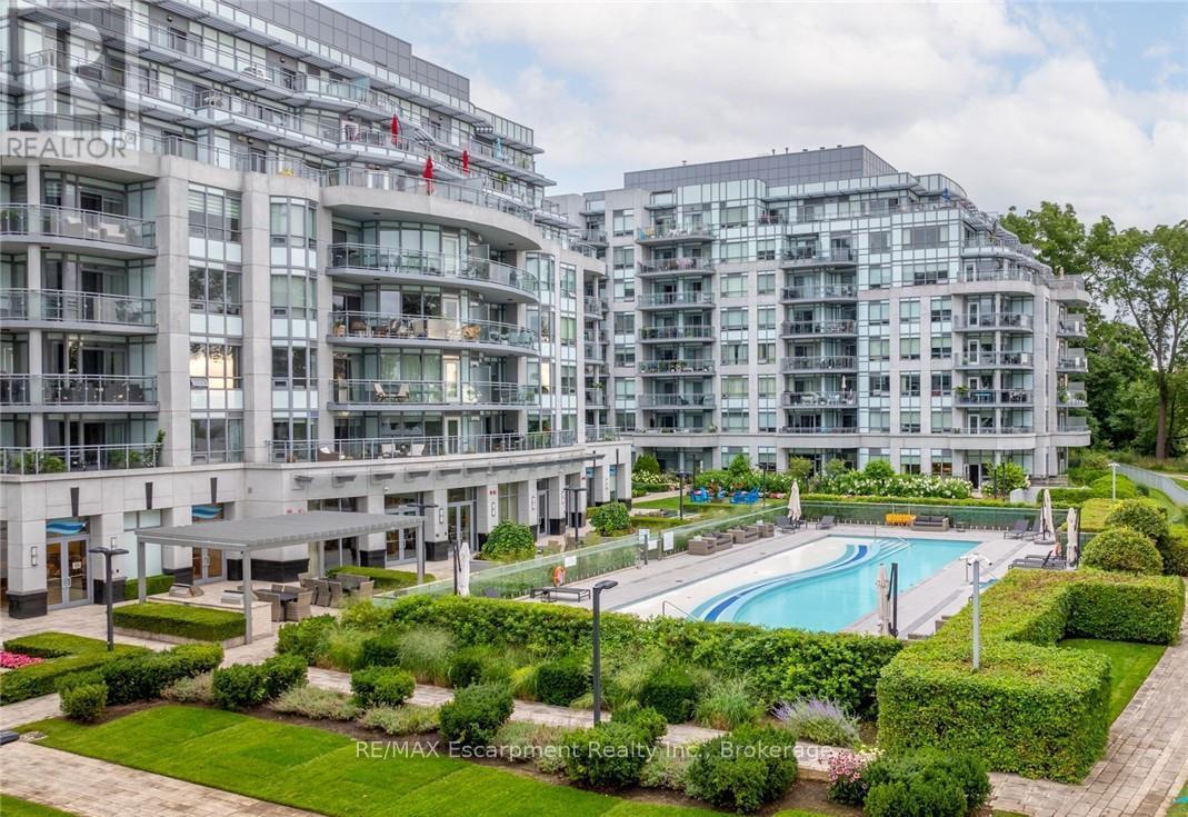 827 - 3500 Lakeshore Road W, Oakville (Br Bronte), ON - Outdoor With In Ground Pool With Balcony