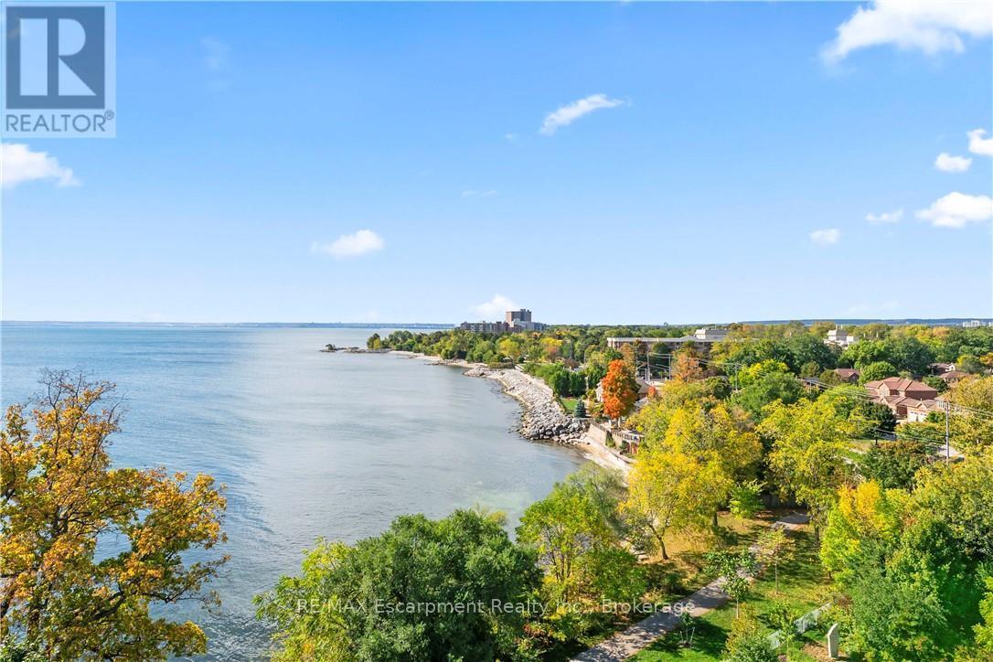 827 - 3500 Lakeshore Road W, Oakville (Br Bronte), ON - Outdoor With Body Of Water With View