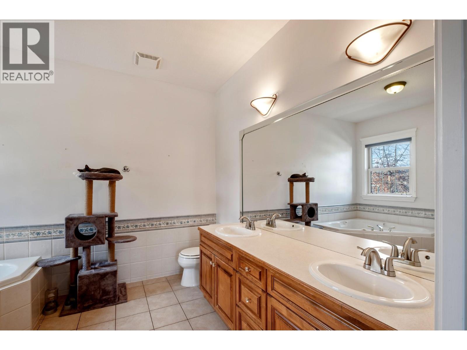 434 Providence Avenue, Kelowna, BC