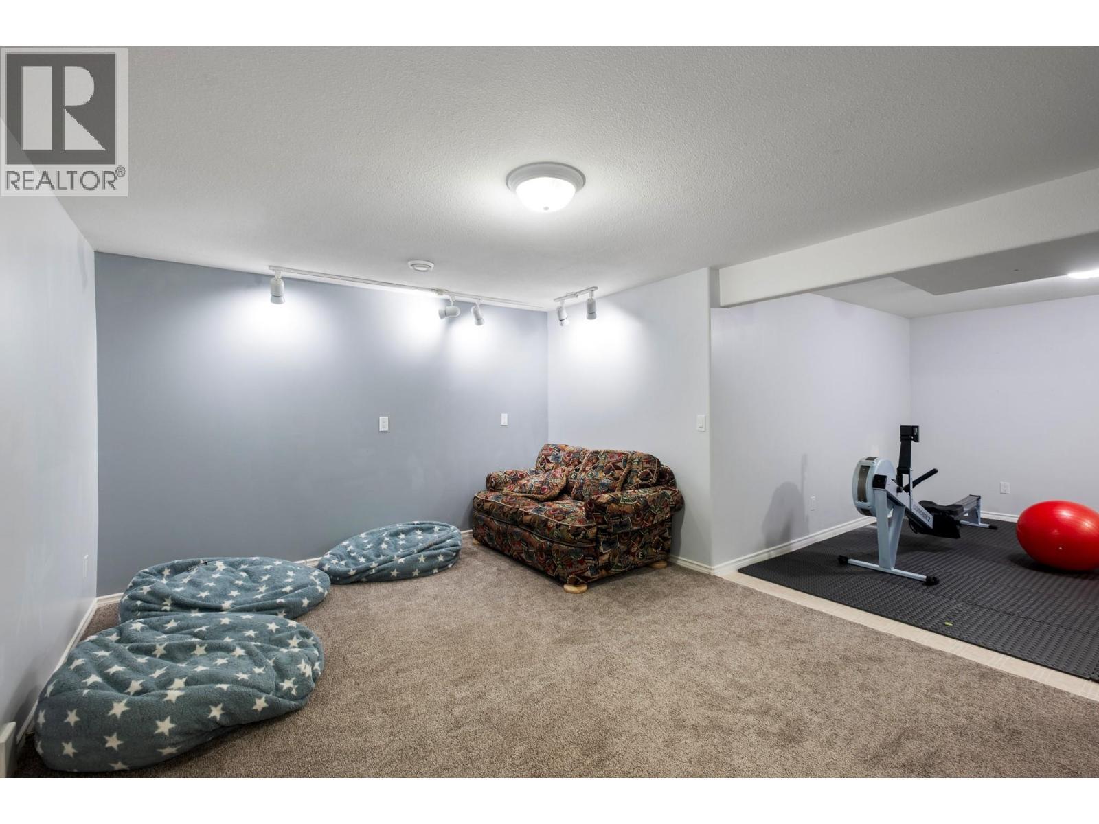 434 Providence Avenue, Kelowna, BC