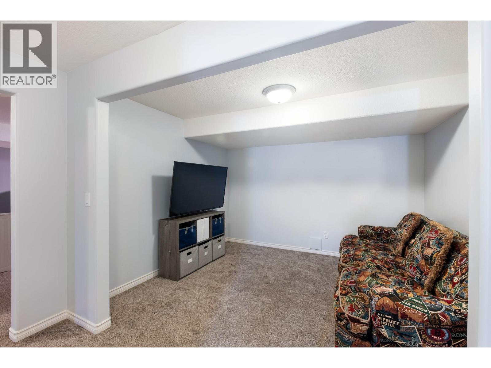 434 Providence Avenue, Kelowna, BC