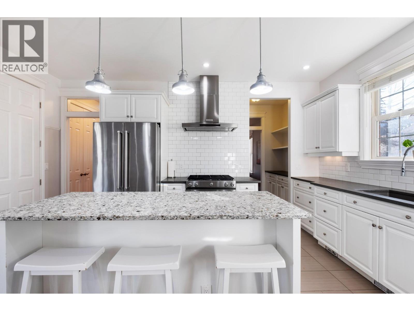 434 Providence Avenue, Kelowna, BC