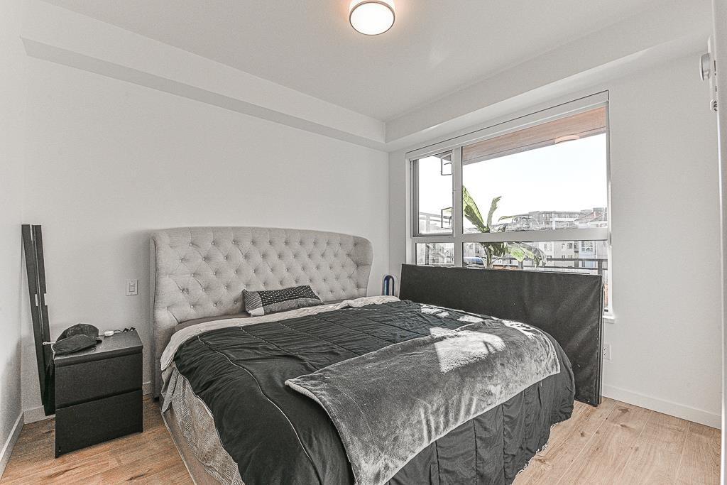 416 3182 Gladwin Road, Abbotsford, BC - Indoor Photo Showing Bedroom