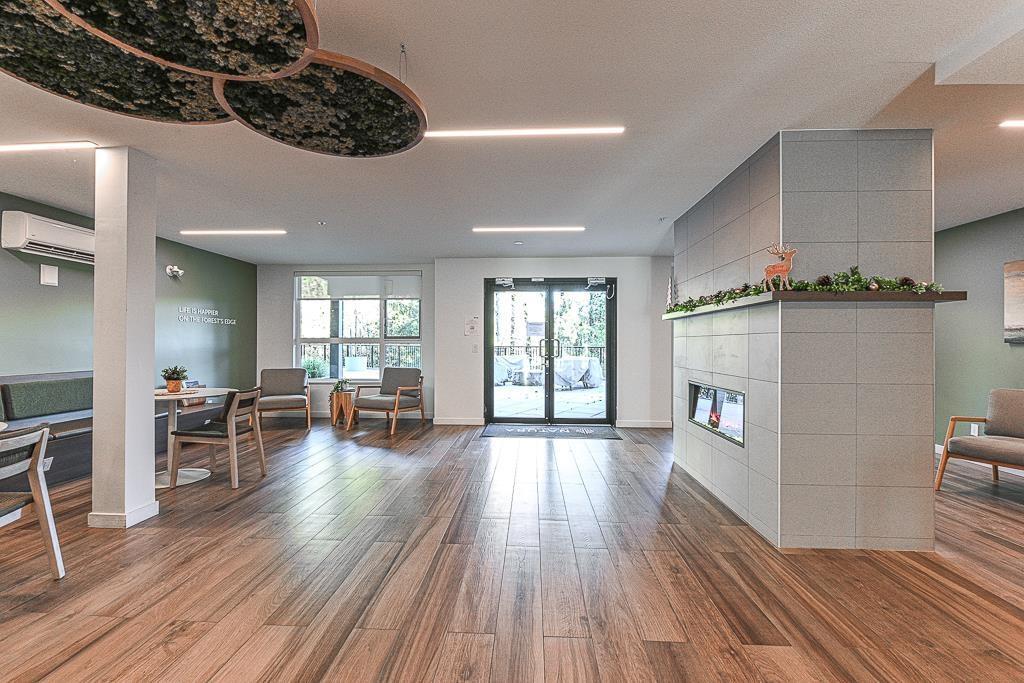 416 3182 Gladwin Road, Abbotsford, BC - Indoor