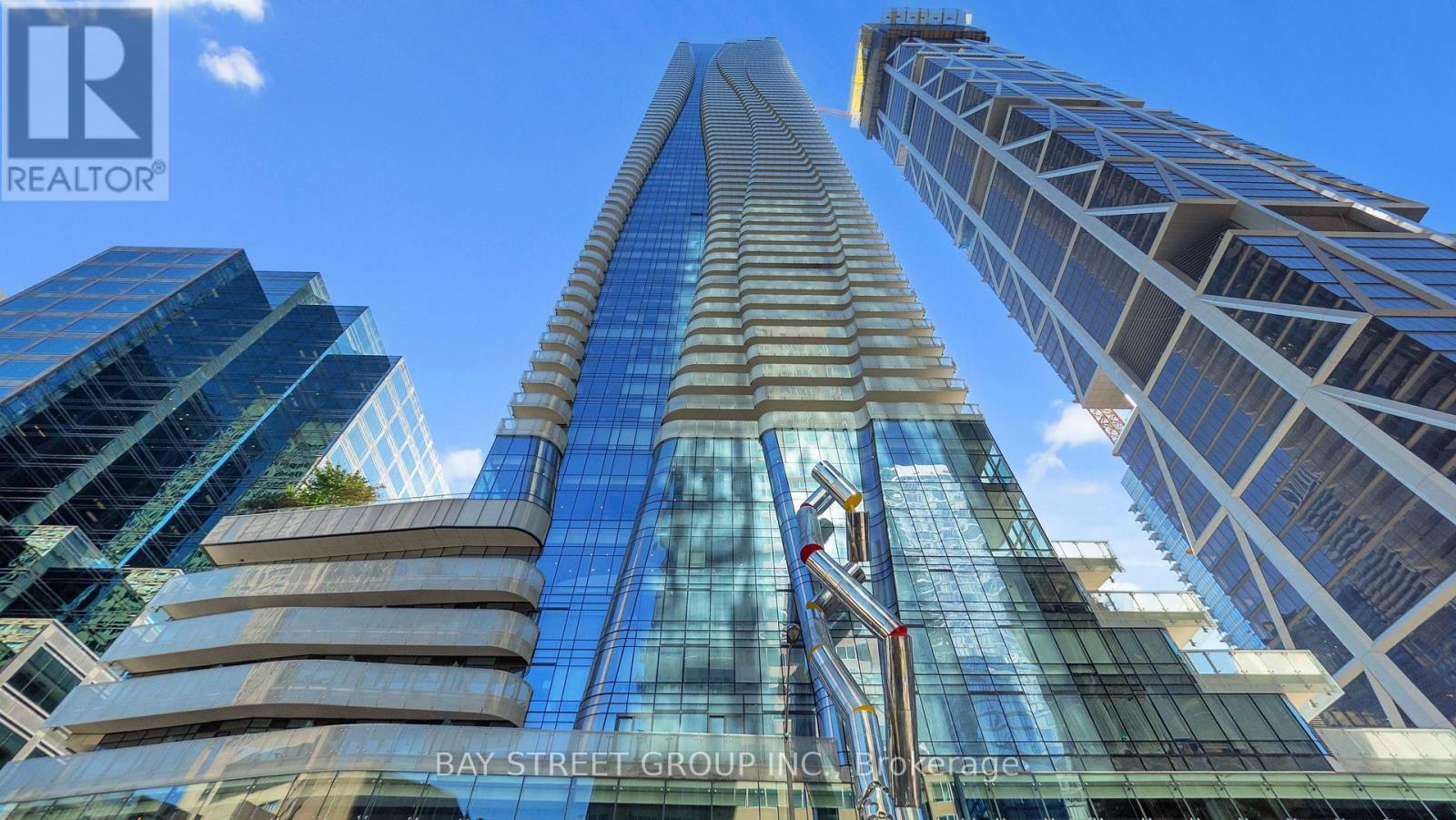 1701 - 1 Bloor Street E, Toronto, ON - Outdoor With Facade