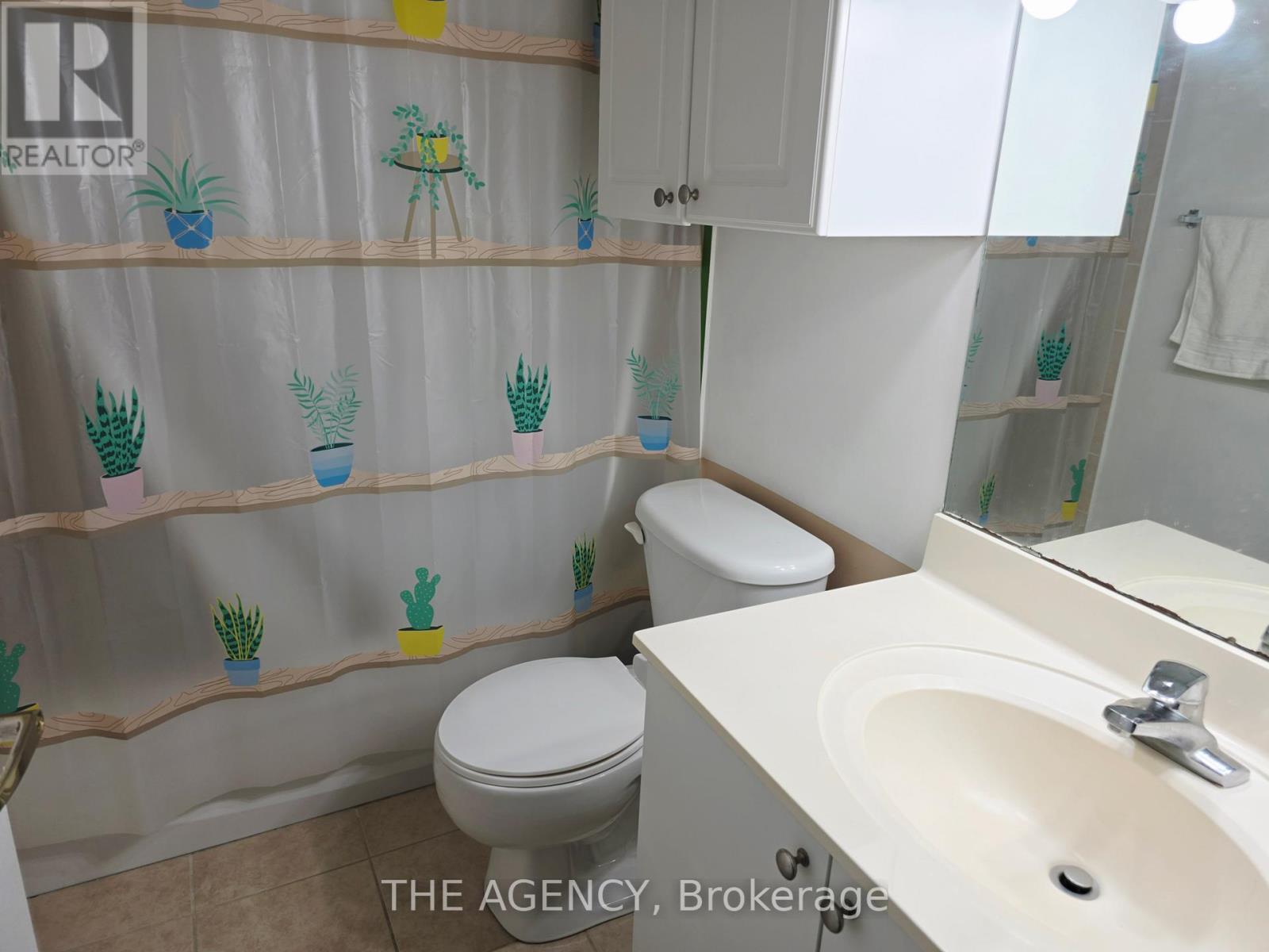 207 - 5940 Yonge Street, Toronto, ON