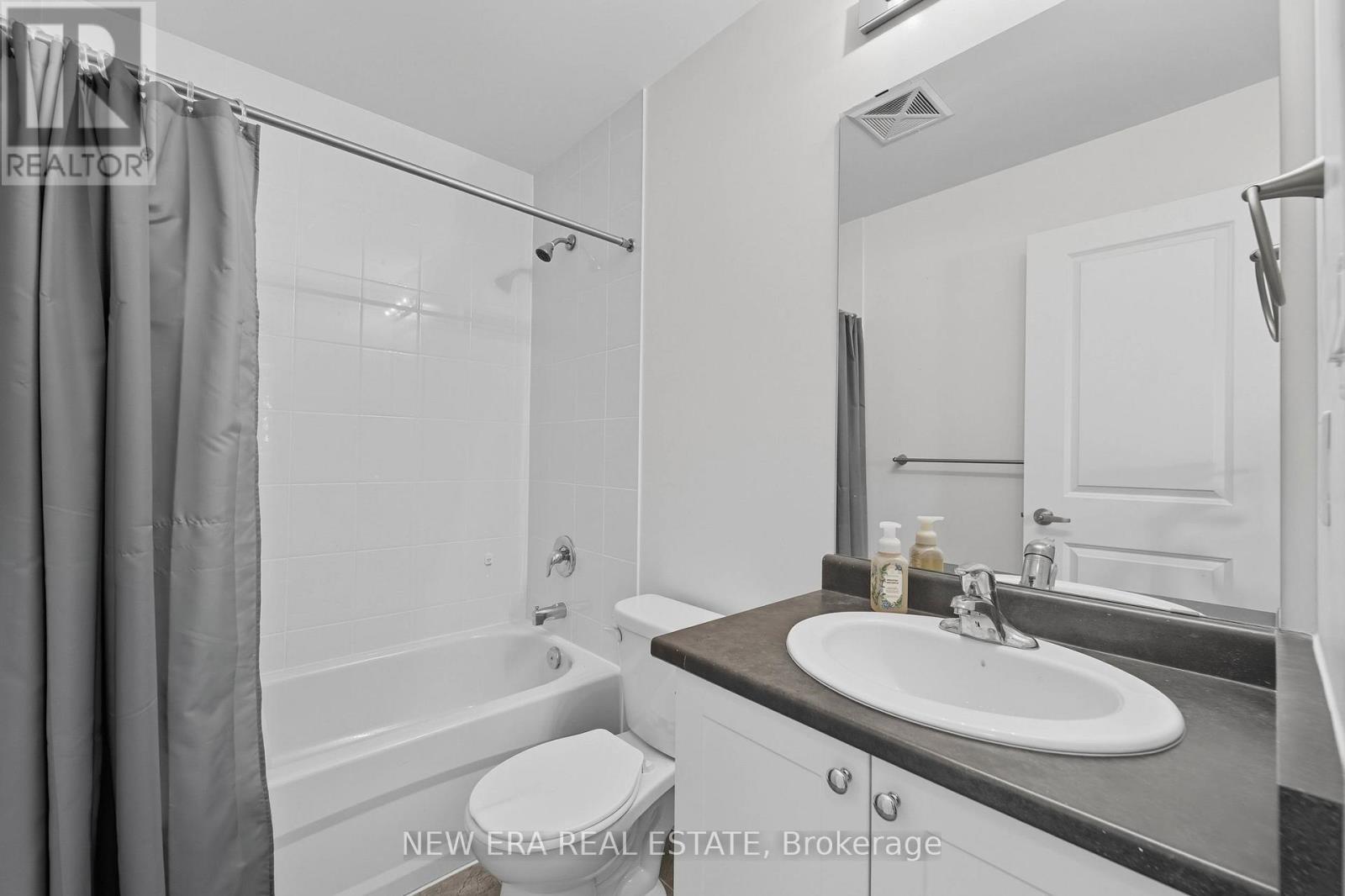 120 - 80 Aspen Springs Drive, Clarington, ON