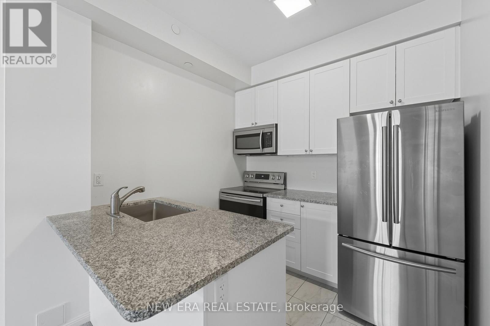 120 - 80 Aspen Springs Drive, Clarington, ON