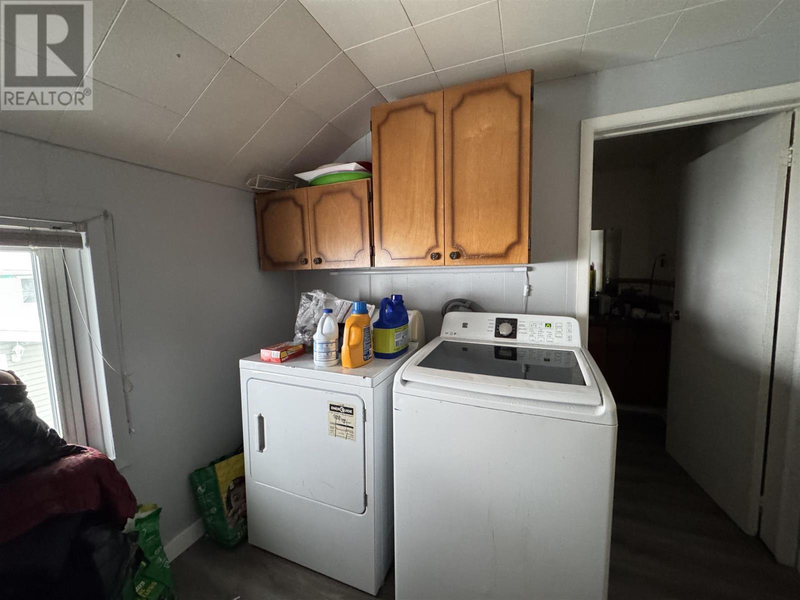 26 Connaught St, Chapleau, ON - Indoor Photo Showing Laundry Room