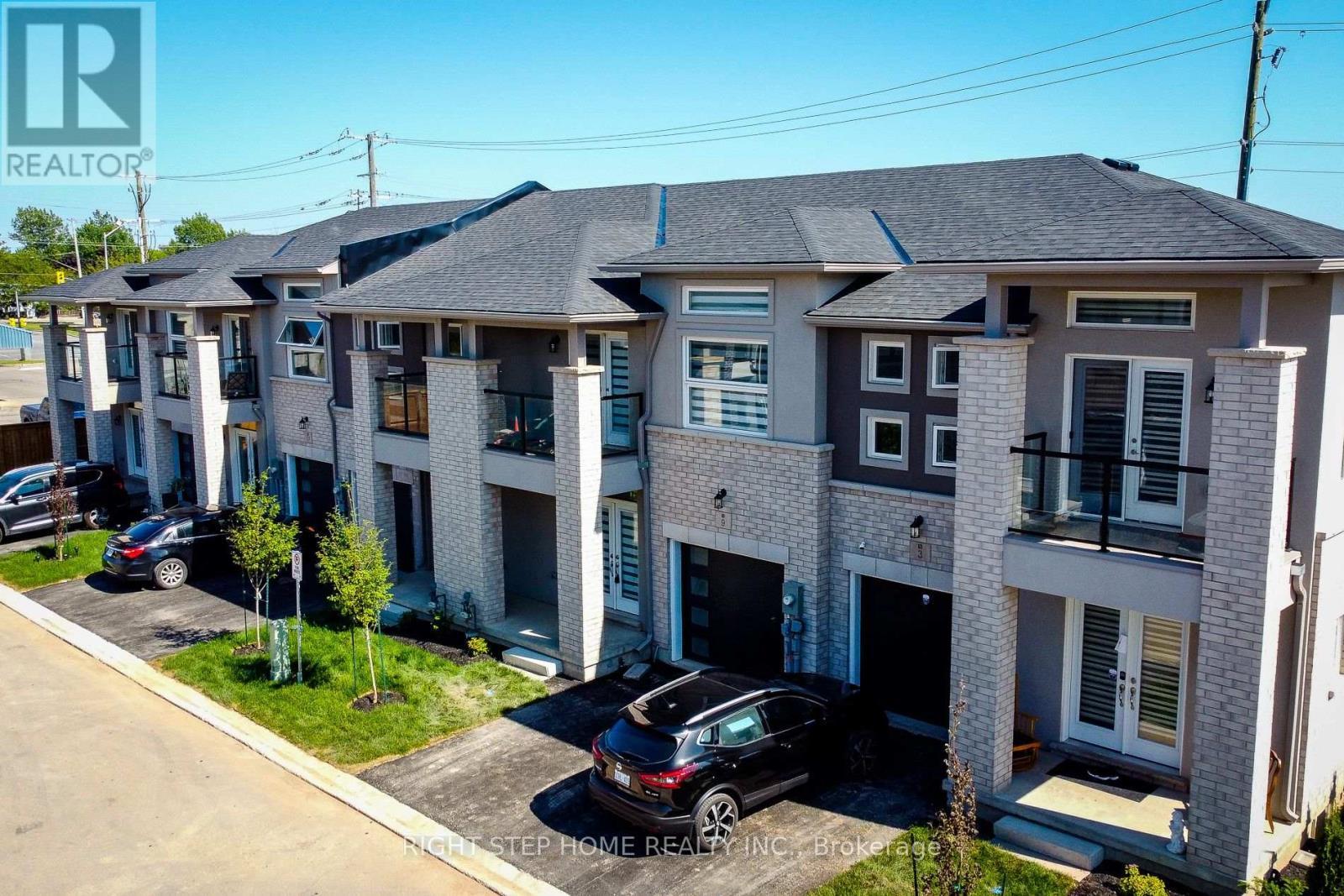 9 Mann Trail, Welland, ON