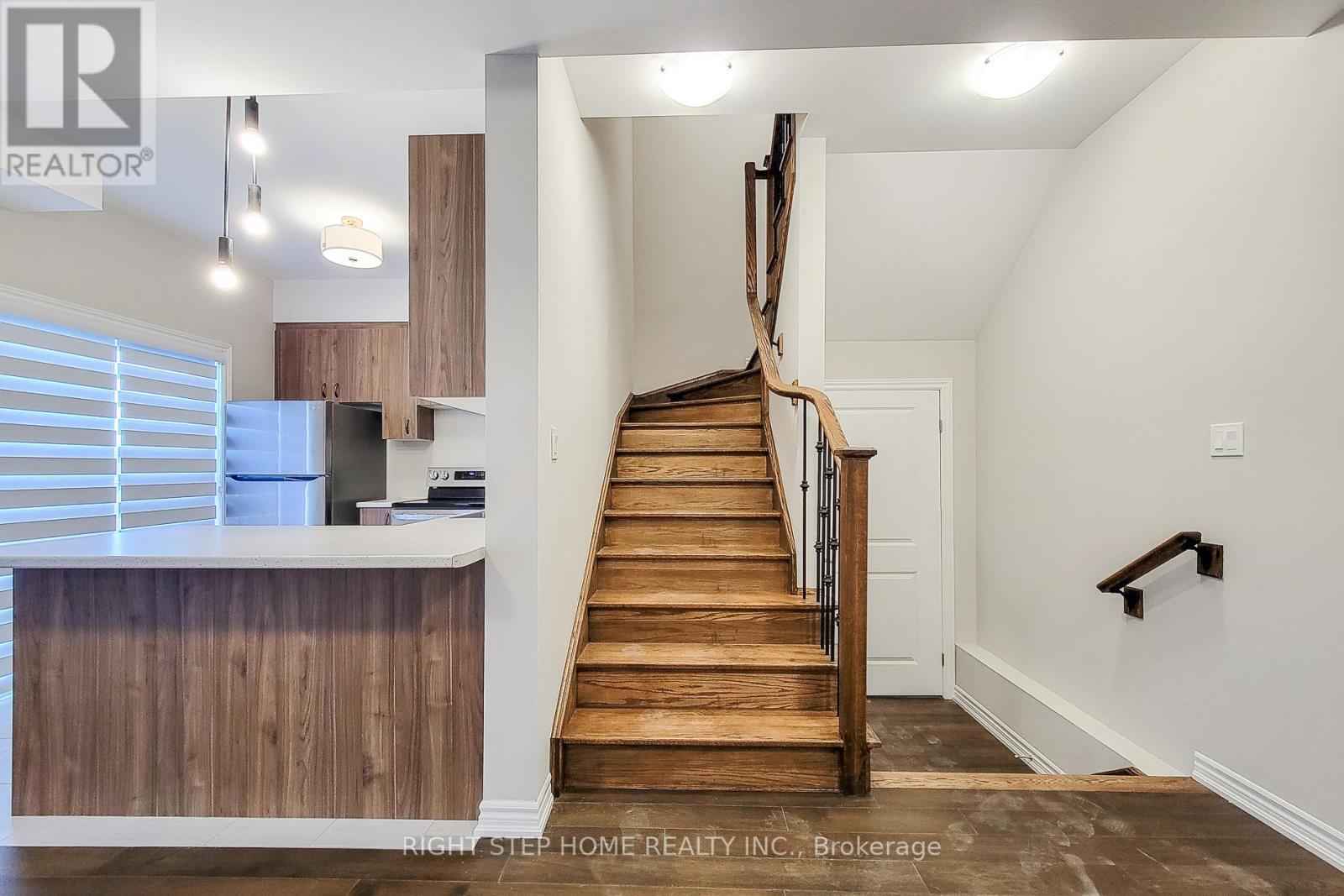 9 Mann Trail, Welland, ON