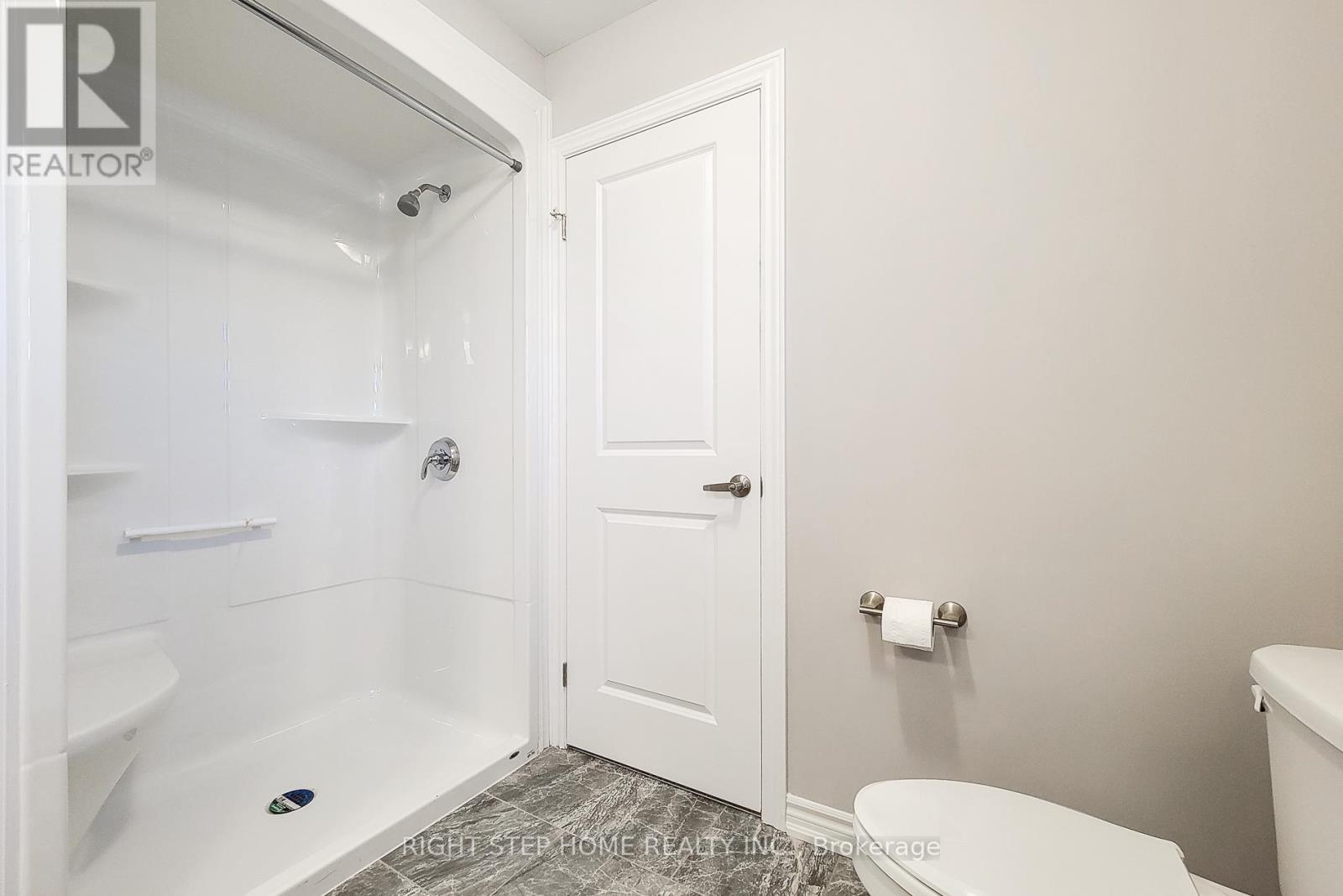 9 Mann Trail, Welland, ON