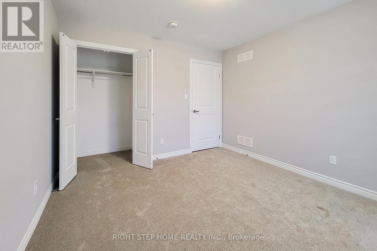 9 Mann Trail, Welland, ON