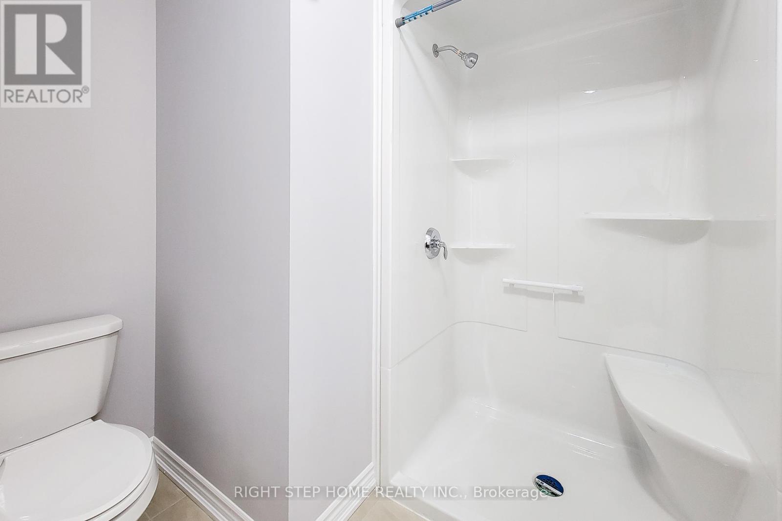 9 Mann Trail, Welland, ON