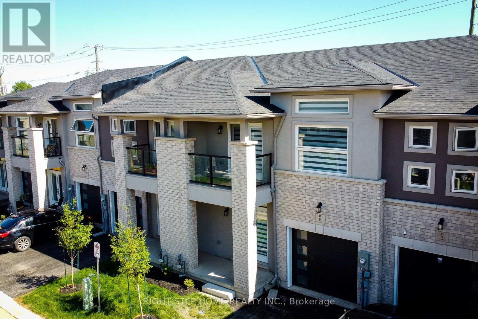 9 Mann Trail, Welland, ON