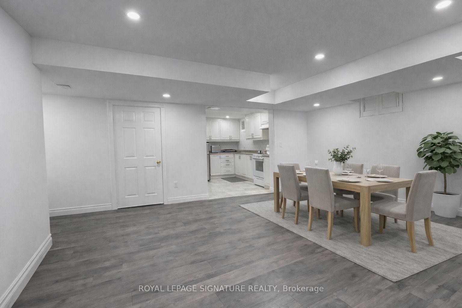 Room-38 Meandering Trail, Toronto, ON - Indoor Photo Showing Dining Room