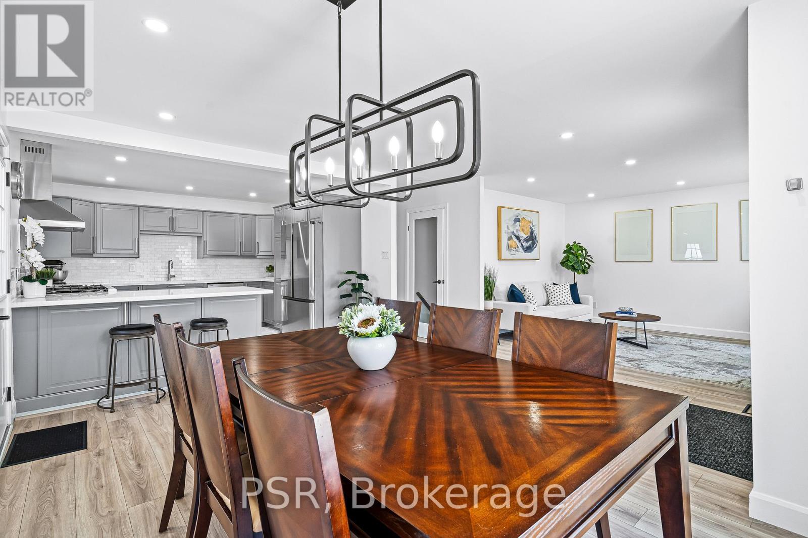 173 Bellingham Drive, Hamilton, ON - Indoor Photo Showing Dining Room