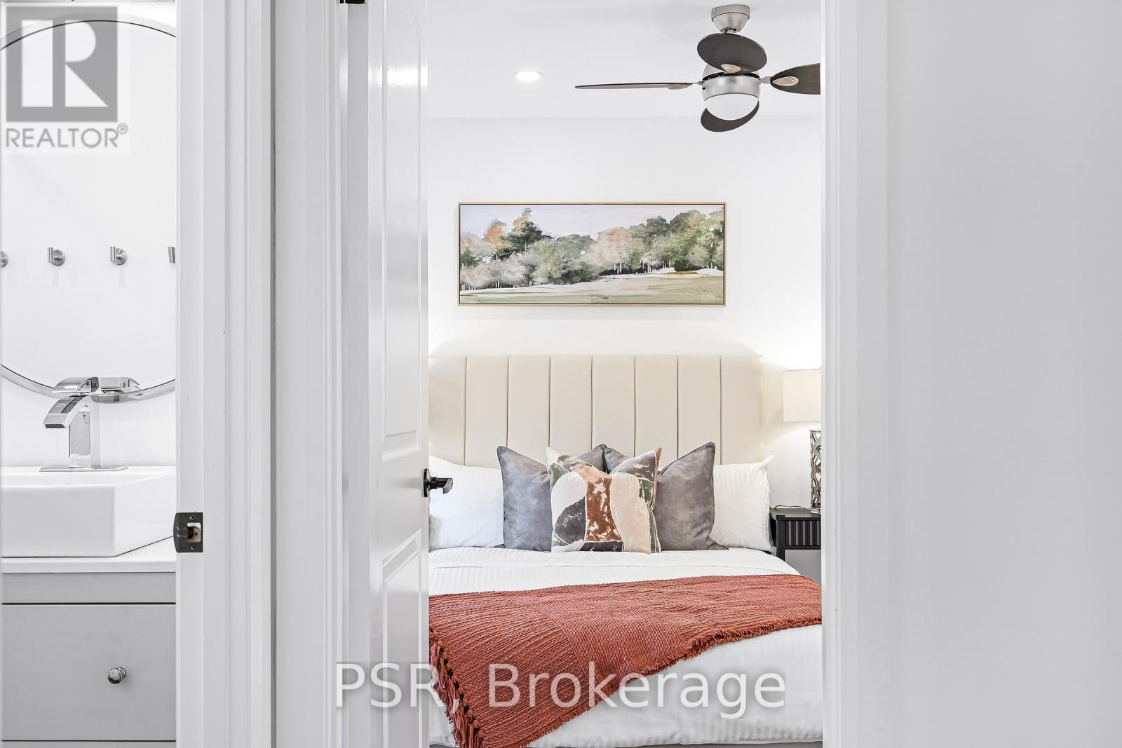 173 Bellingham Drive, Hamilton, ON - Indoor Photo Showing Bedroom