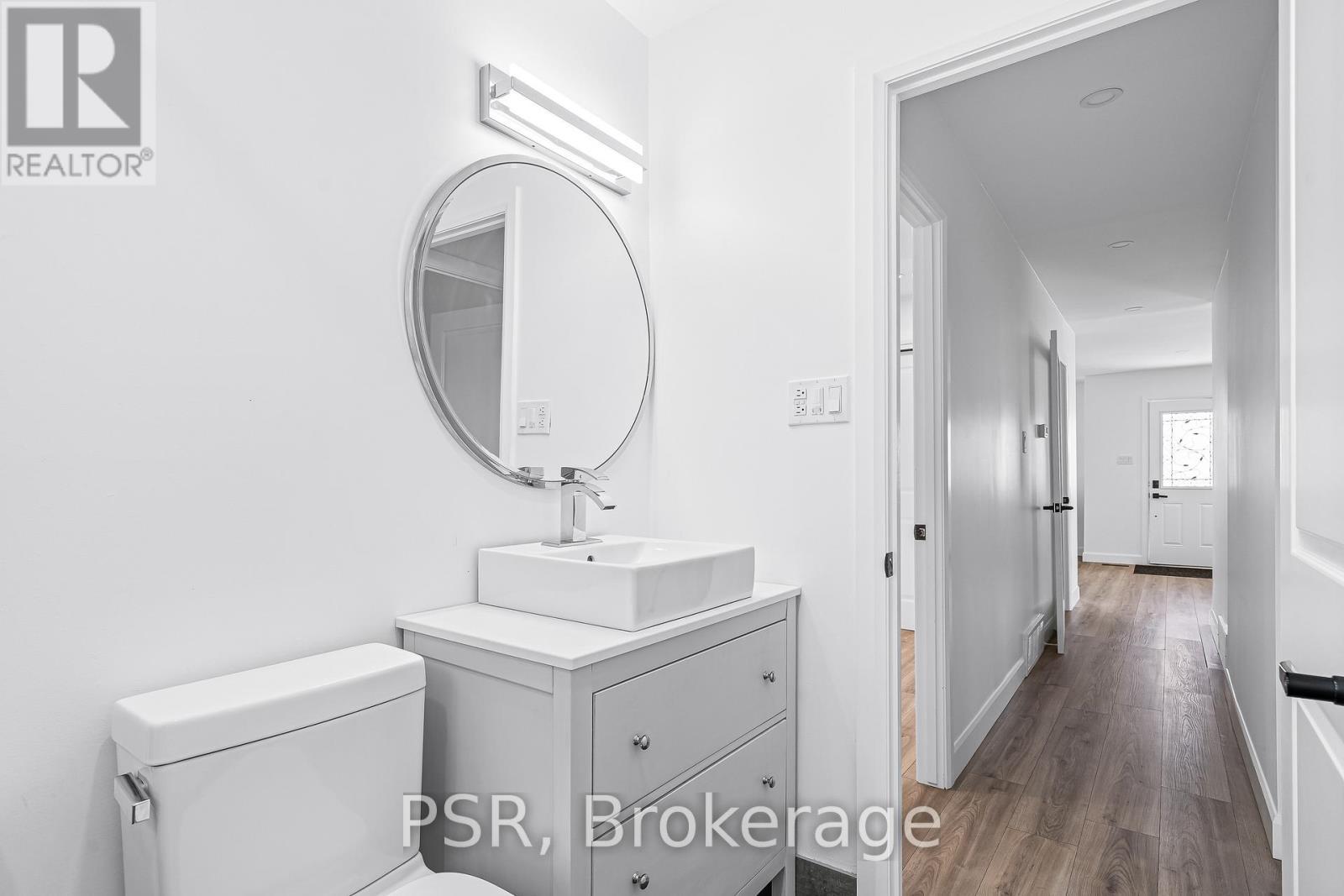 173 Bellingham Drive, Hamilton, ON - Indoor Photo Showing Laundry Room