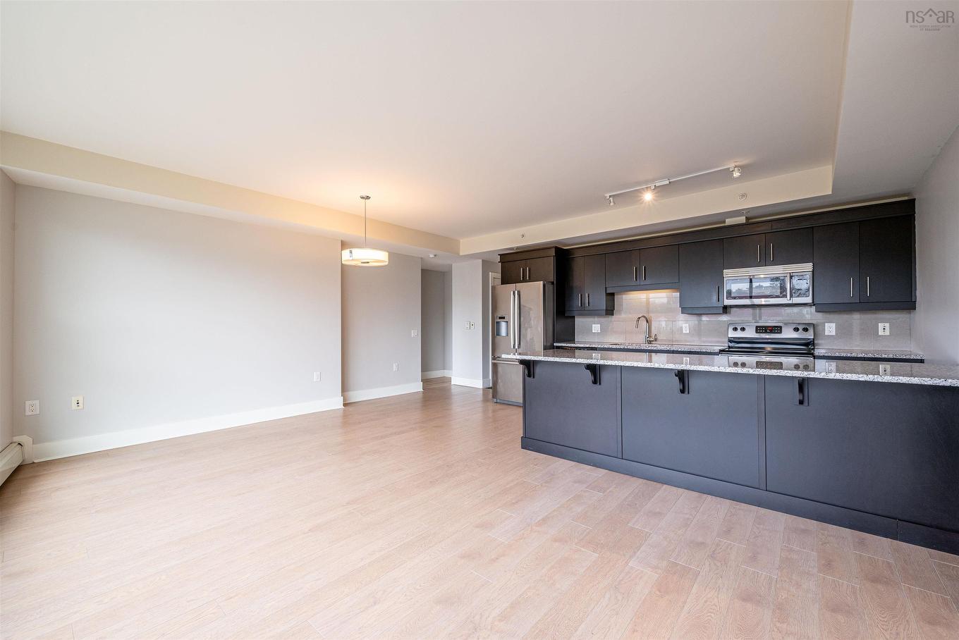 208 15 Kings Wharf Place, Dartmouth, NS