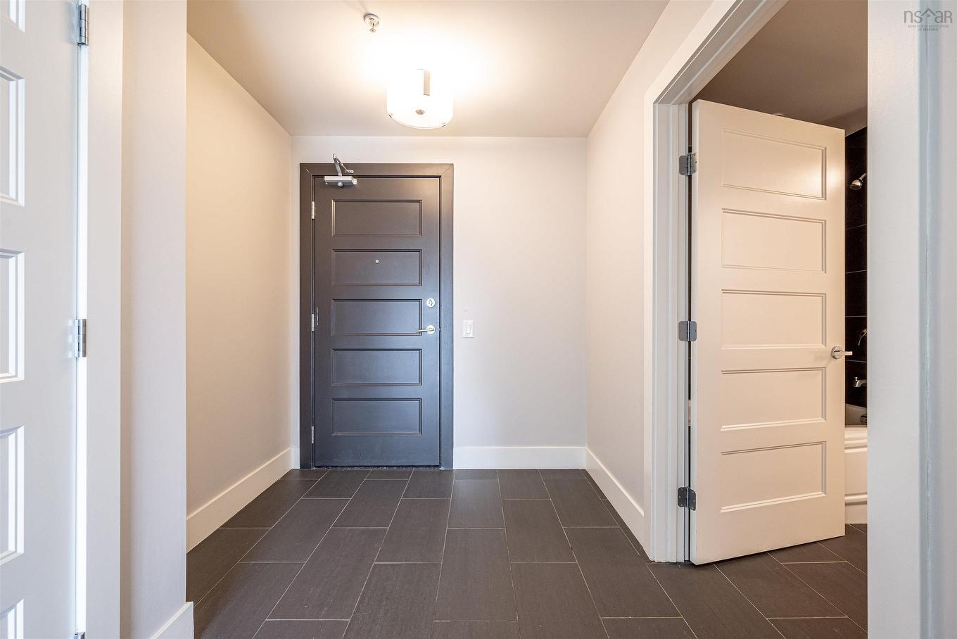 208 15 Kings Wharf Place, Dartmouth, NS