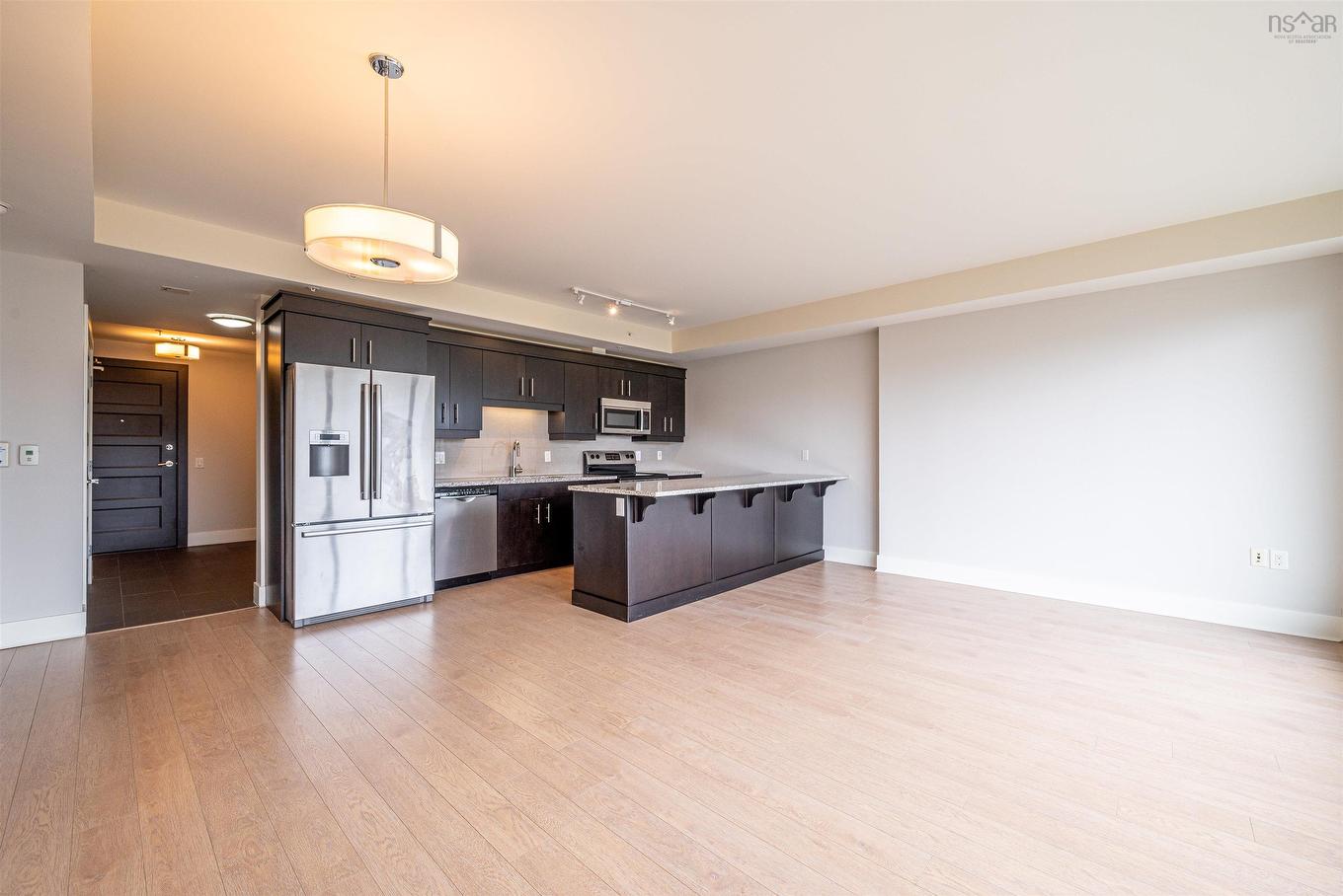 208 15 Kings Wharf Place, Dartmouth, NS