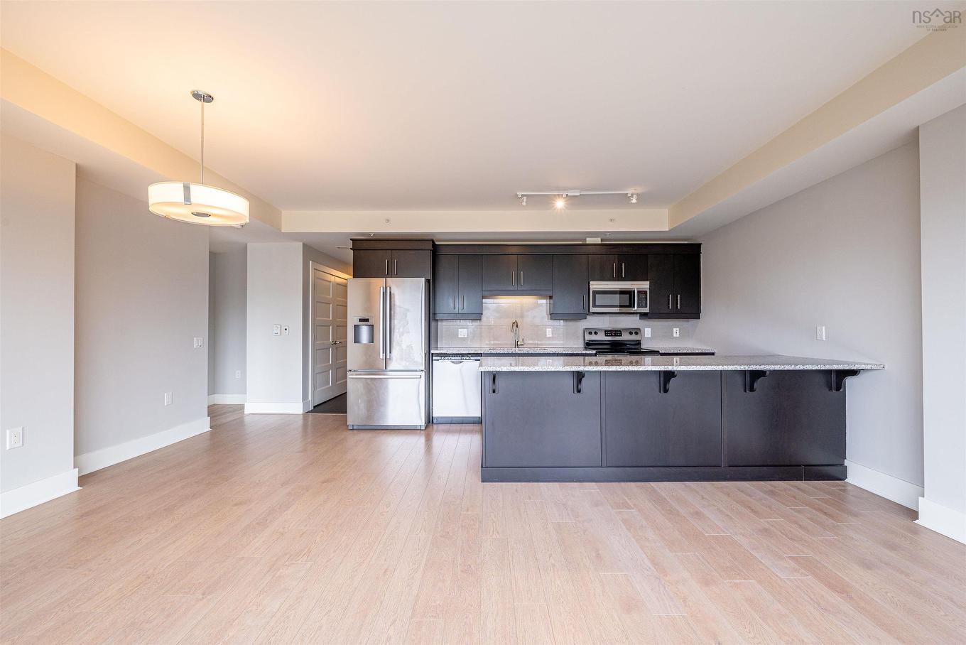 208 15 Kings Wharf Place, Dartmouth, NS