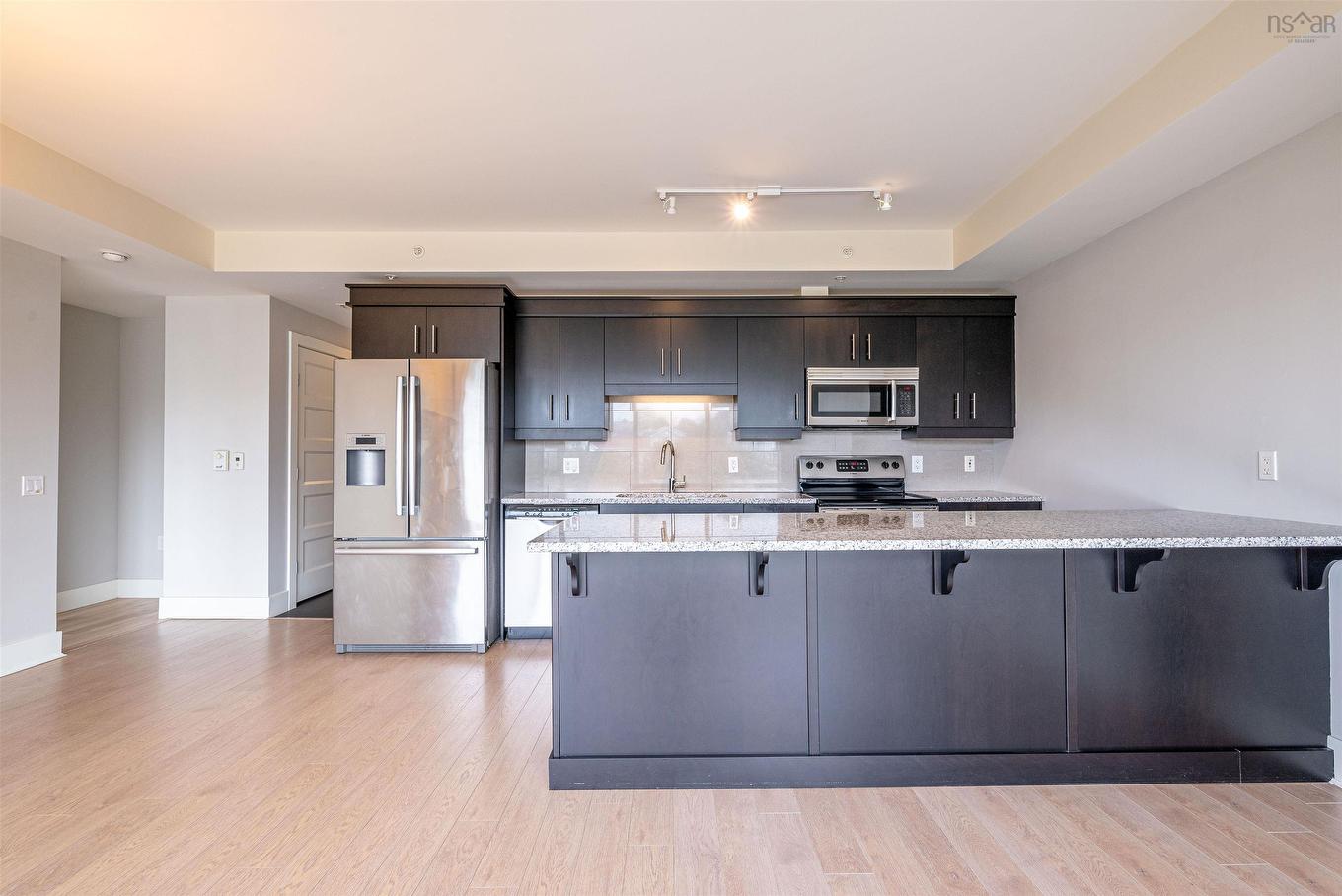 208 15 Kings Wharf Place, Dartmouth, NS