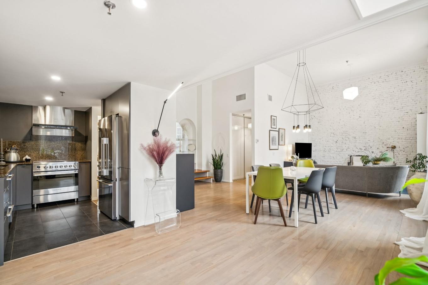 Vue d'ensemble - 227-260 Rue Sherbrooke E., Montréal (Ville-Marie), QC - Indoor