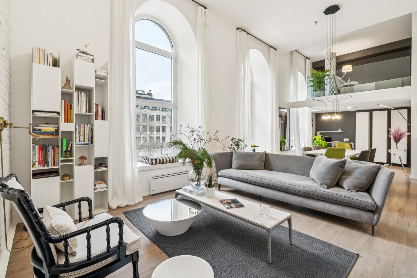 Salon - 227-260 Rue Sherbrooke E., Montréal (Ville-Marie), QC - Indoor Photo Showing Living Room