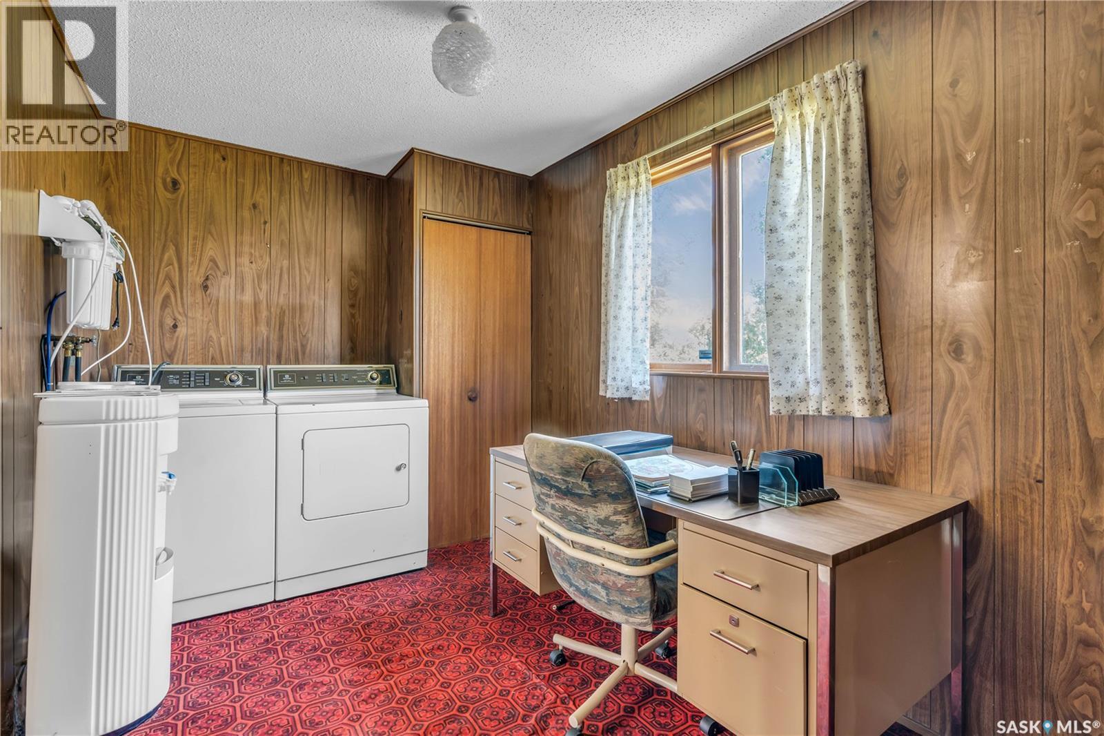 Blucher Rm No. 343, Saskatchewan - Indoor Photo Showing Laundry Room