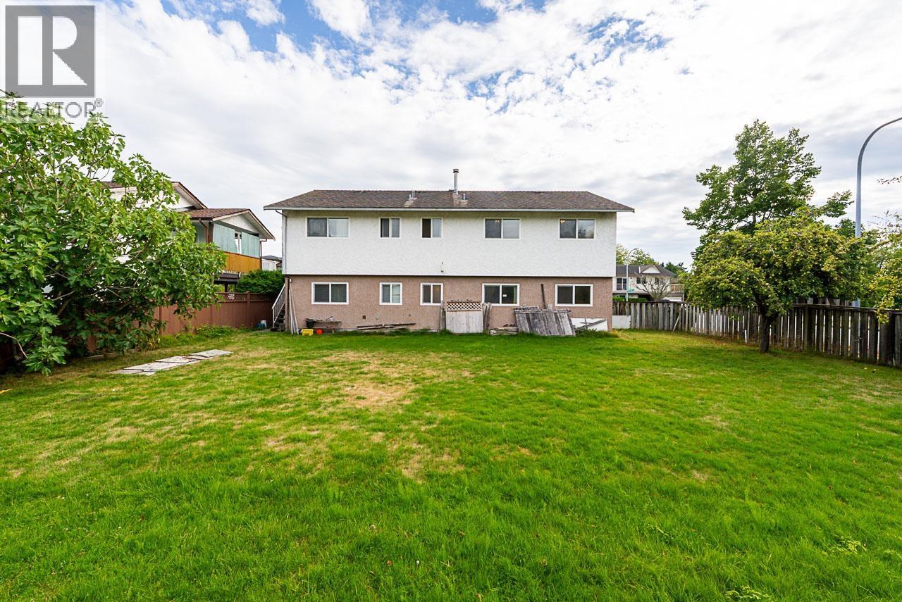 8391 Rideau Drive, Richmond, BC - Outdoor